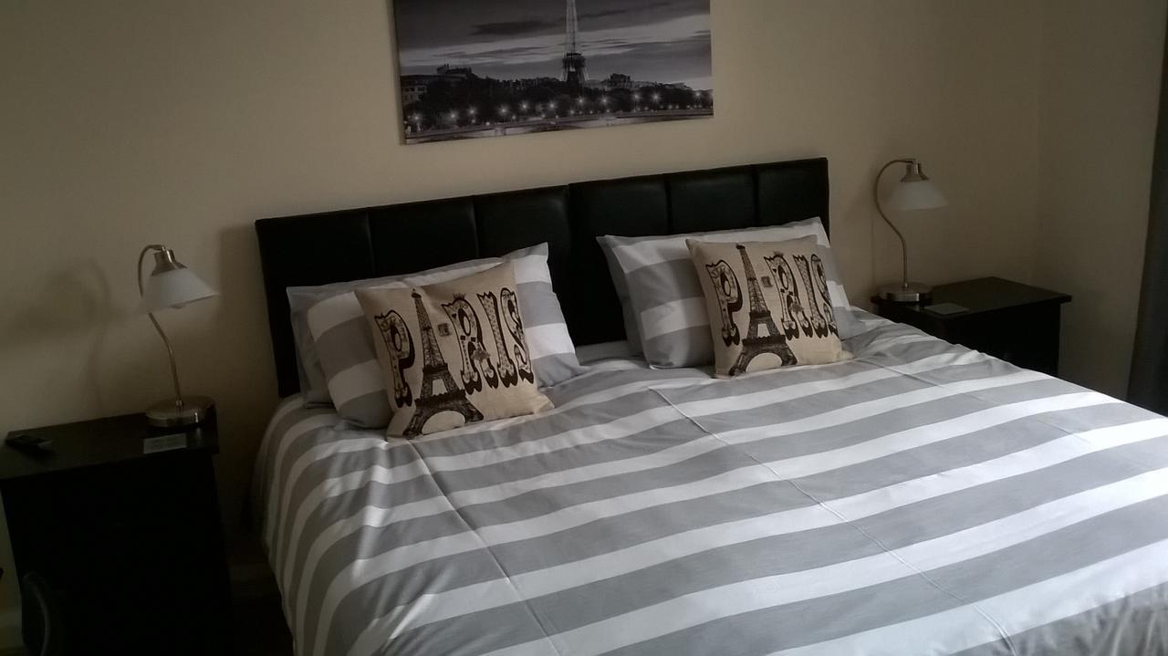 Upton Arms Hotel Pontefract Bagian luar foto