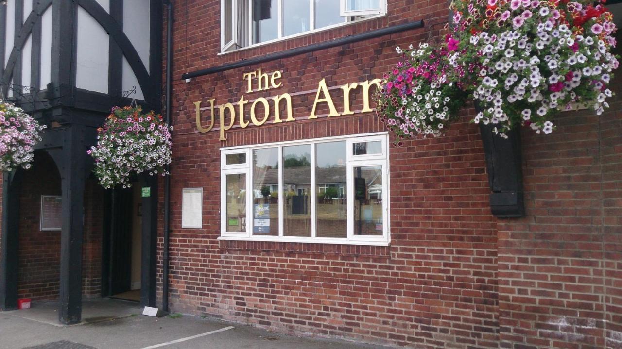 Upton Arms Hotel Pontefract Bagian luar foto